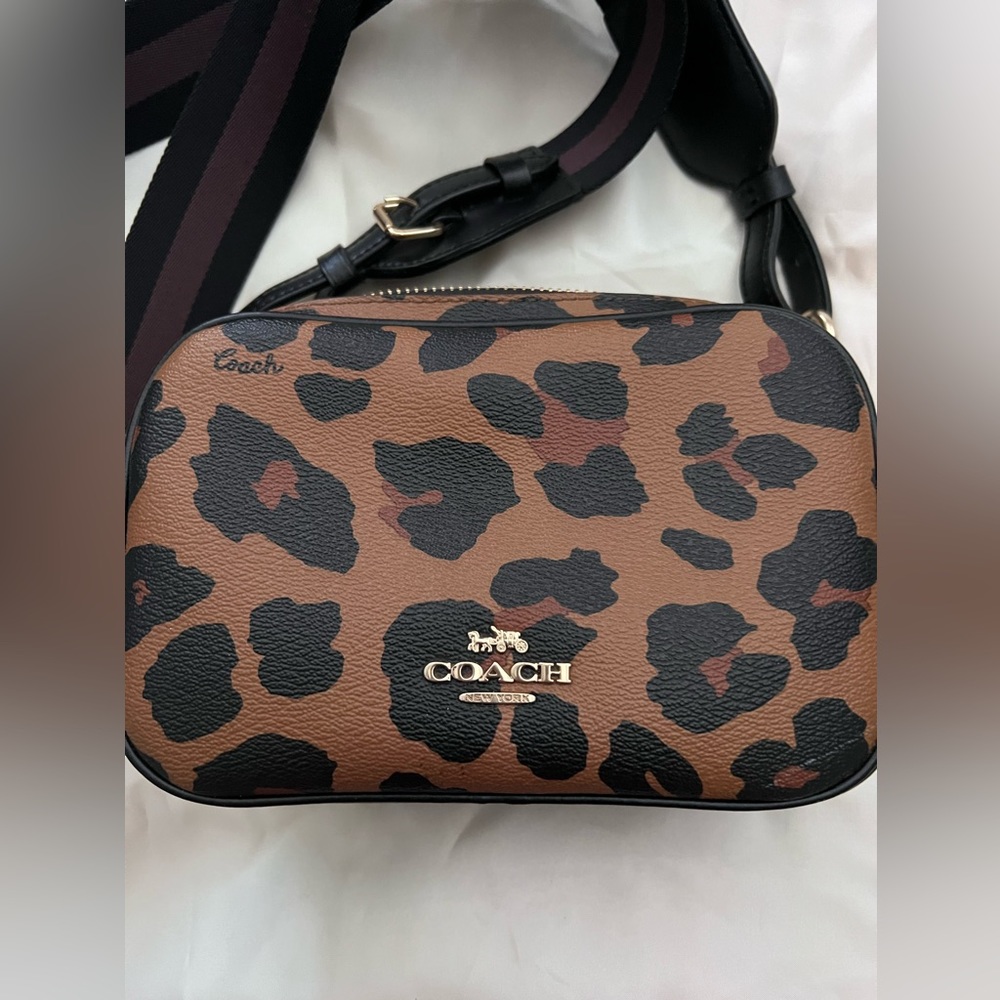 EUC Coach Crossbody Bag